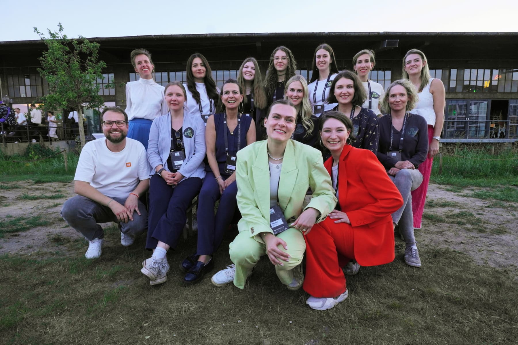 Gruppenbild vom Hamburger Halbfinale Female StartAperitivo 2024