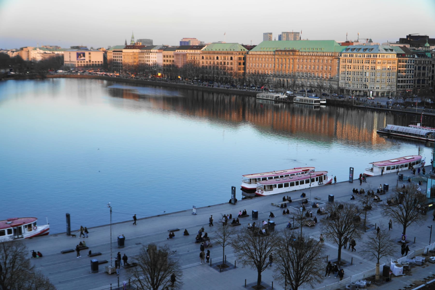 Auch das gehörte zu den Pluspunkten bei der Zebra Investment Night: der Blick auf die Binnenalster.